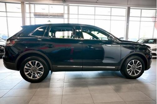 Infinite Black 2021 Lincoln Nautilus Reserve