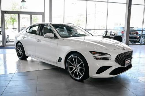 2022 Genesis G70 2.0T AWD