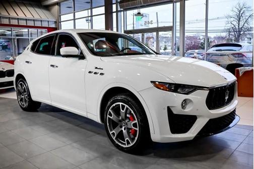 2022 Maserati Levante Modena