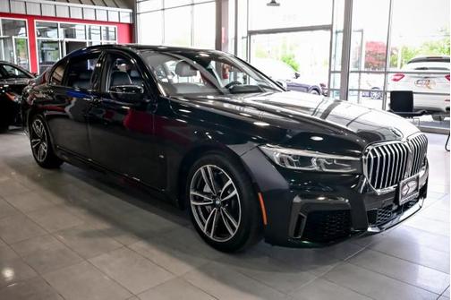 Black 2020 BMW 750 i xDrive