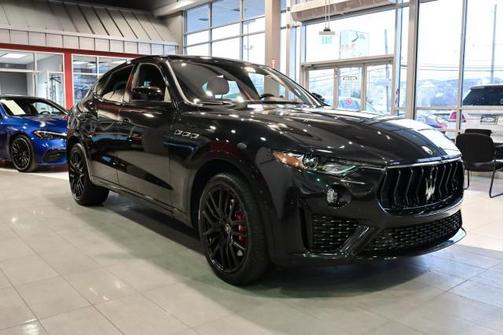 2022 Maserati Levante Modena