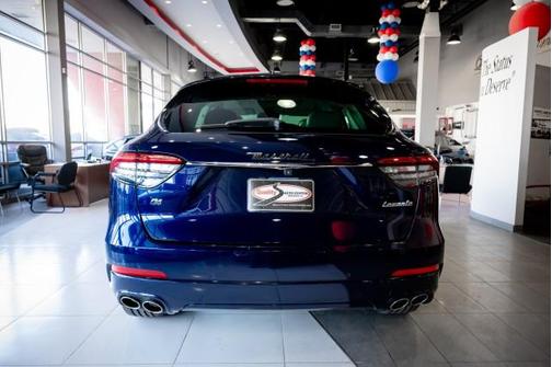 2021 Maserati Levante Base