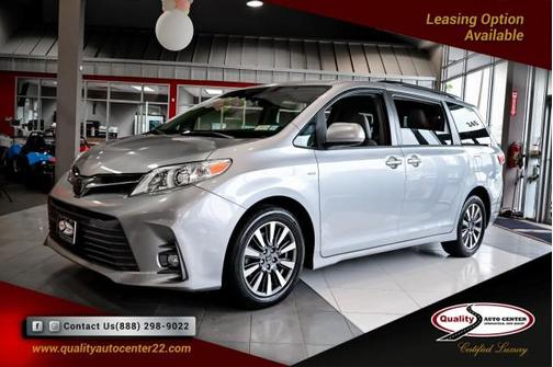 2018 Toyota Sienna XLE Premium