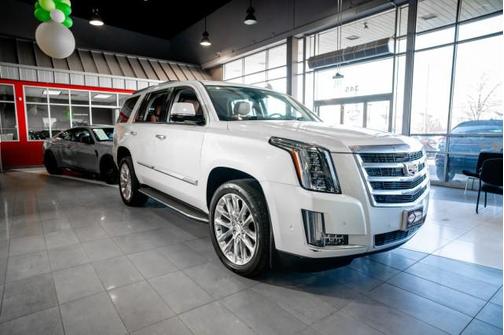 2020 Cadillac Escalade Luxury