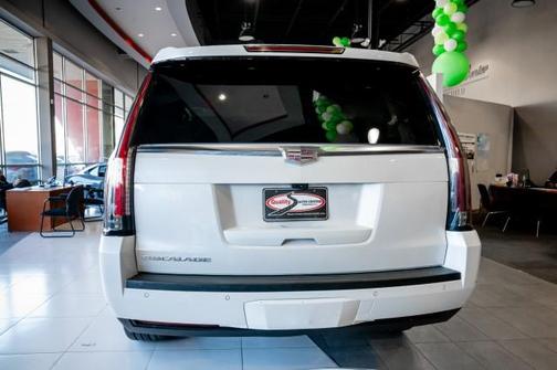 2020 Cadillac Escalade Luxury