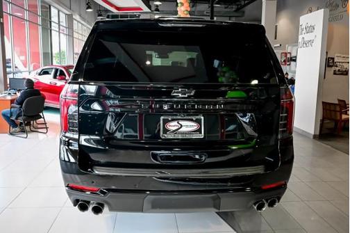 2025 Chevrolet Suburban 4WD Z71