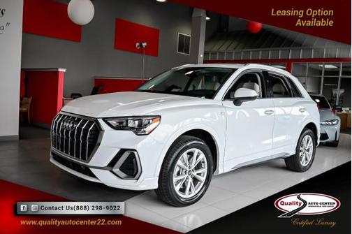 2022 Audi Q3 45 S line Premium