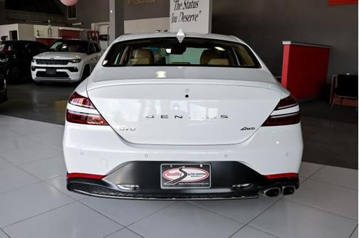 2022 Genesis G70 2.0T AWD