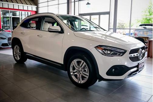 2021 Mercedes-Benz GLA 250 Base 4MATIC