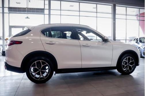 2019 Alfa Romeo Stelvio Ti
