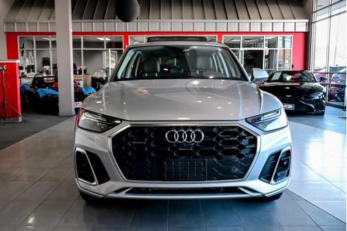 2023 Audi Q5 45 S line Premium Plus