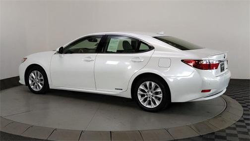 2013 Lexus ES 300h Base