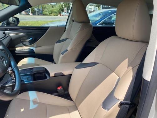 2020 Lexus ES 350 Base