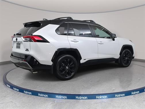 2023 Toyota RAV4 Hybrid SE