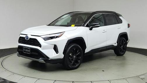 2023 Toyota RAV4 Hybrid SE