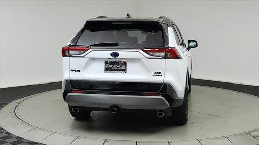 2023 Toyota RAV4 Hybrid SE