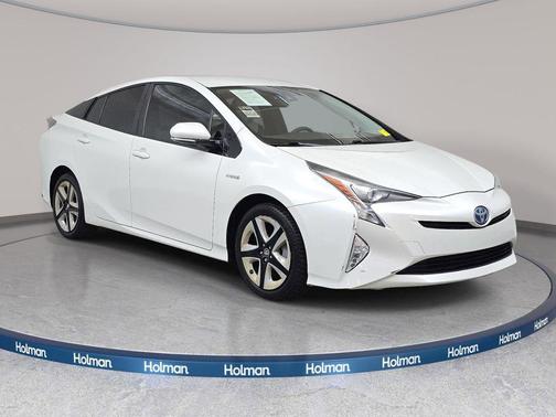 2016 Toyota Prius Three Touring