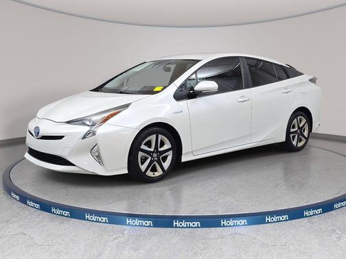 2016 Toyota Prius Three Touring