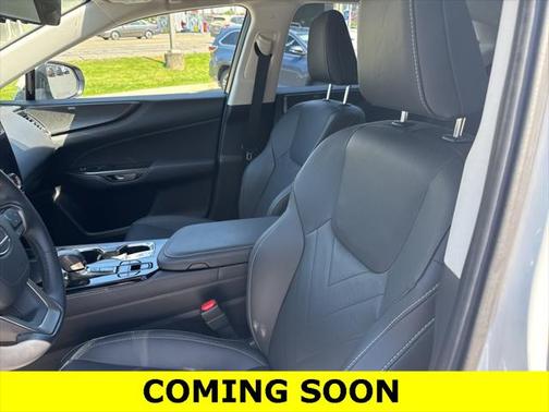 2025 Lexus NX 450h+ Luxury
