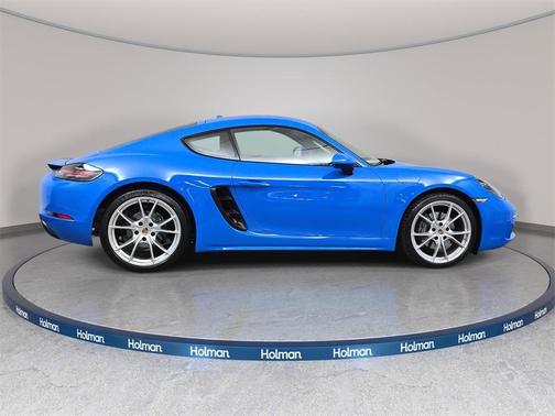 2022 Porsche 718 Cayman T