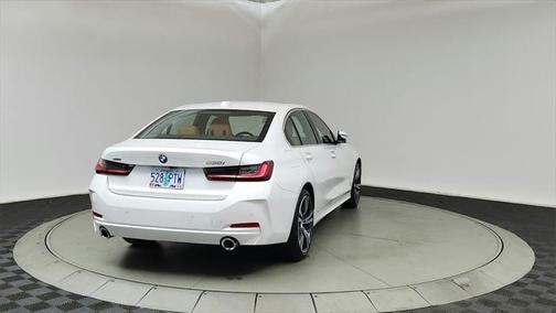 2024 BMW 330 i xDrive