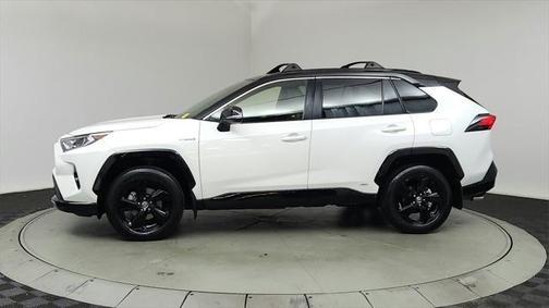 2021 Toyota RAV4 Hybrid SE