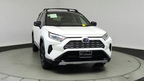 2021 Toyota RAV4 Hybrid SE
