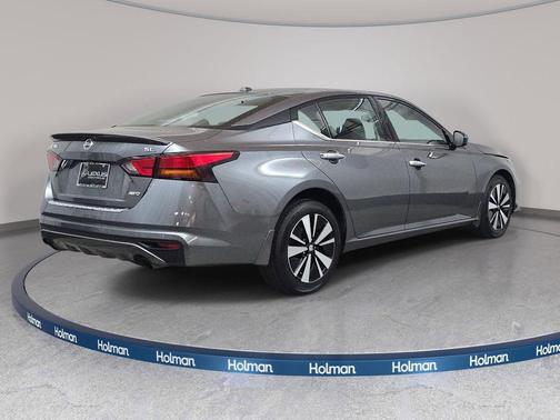 Gun Metallic 2021 Nissan Altima 2.5 SL