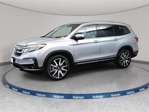 2022 Honda Pilot Touring 8-Passenger