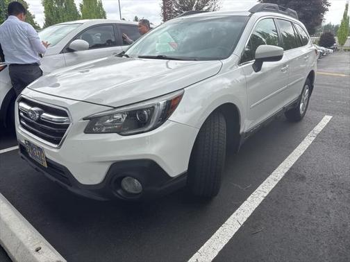 2018 Subaru Outback 2.5i Premium