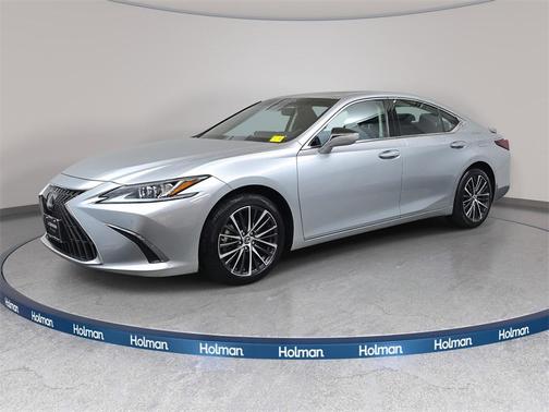 2023 Lexus ES 300h Base
