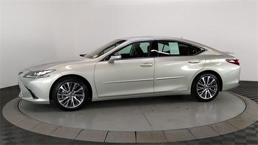 2020 Lexus ES 300h Base