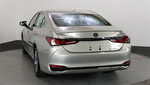 2020 Lexus ES 300h Base