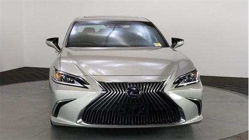 2020 Lexus ES 300h Base