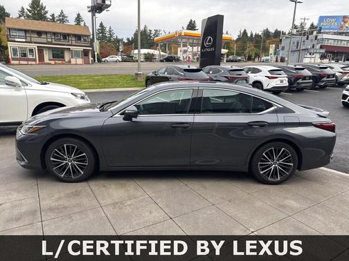 2025 Lexus ES 300h Base