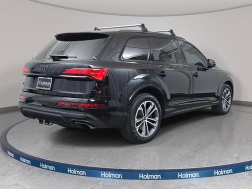 2025 Audi Q7 45 Premium Plus