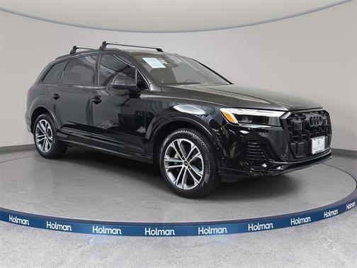 2025 Audi Q7 45 Premium Plus