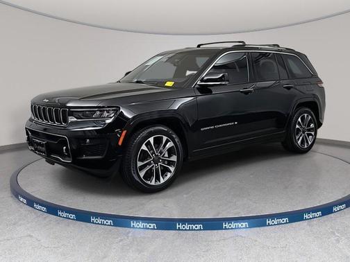 2022 Jeep Grand Cherokee Overland
