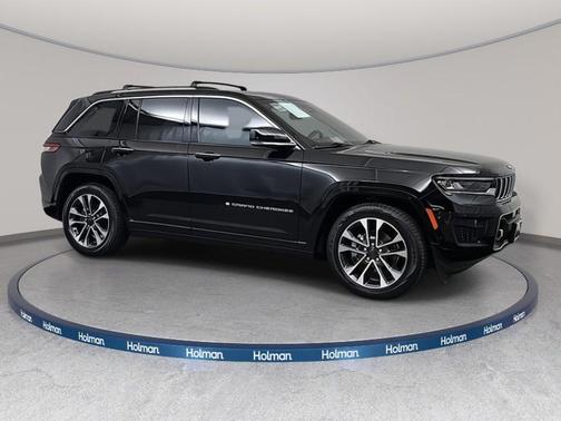 2022 Jeep Grand Cherokee Overland