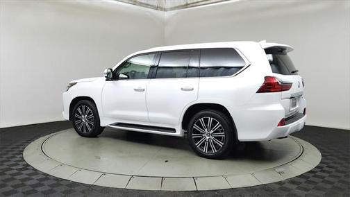 2021 Lexus LX 570 Three-Row