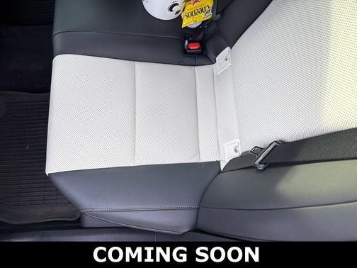 2022 Lexus ES 300h F SPORT