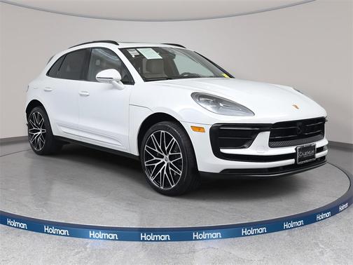 2023 Porsche Macan T