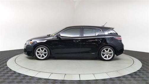 Photo 4 of 33 of 2012 Lexus CT 200h 200H