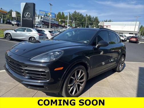 2022 Porsche Cayenne S
