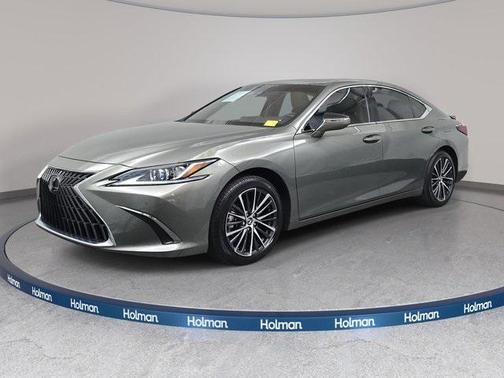2025 Lexus ES 300h Base