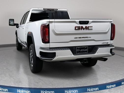 2022 GMC Sierra 2500 AT4
