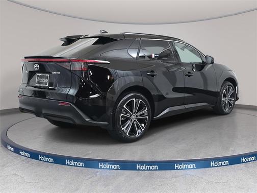 2025 Toyota bZ4X Limited