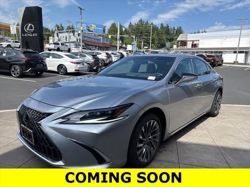 2025 Lexus ES 300h Luxury