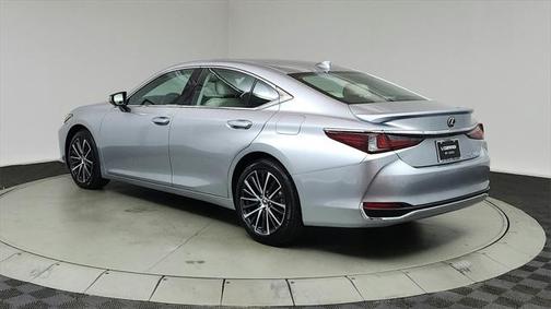 2024 Lexus ES 300h Base