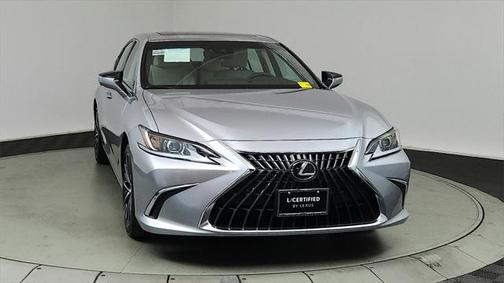 2024 Lexus ES 300h Base